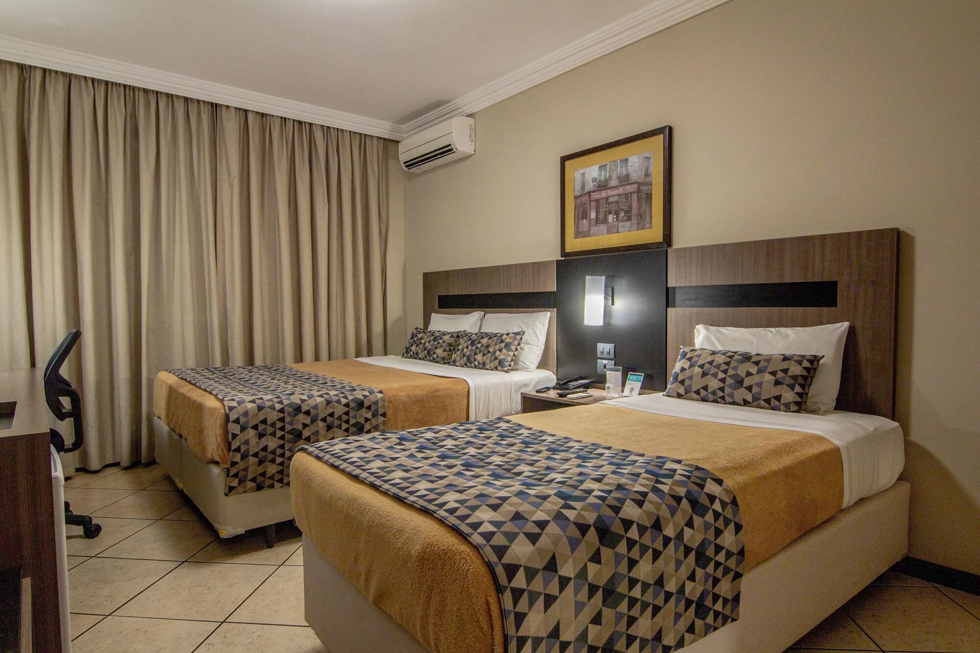 Hotel Deville Express Cascavel Cascavel  Eksteriør bilde