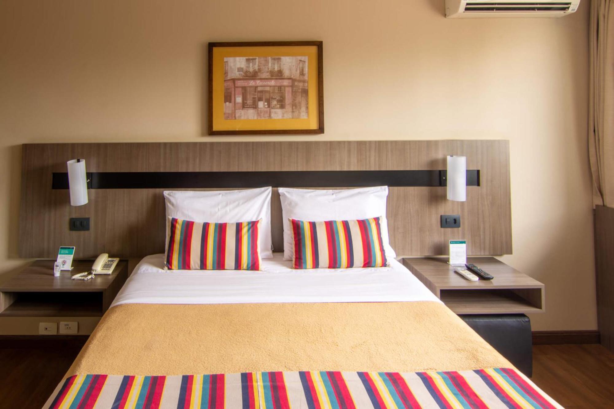 Hotel Deville Express Cascavel Cascavel  Eksteriør bilde