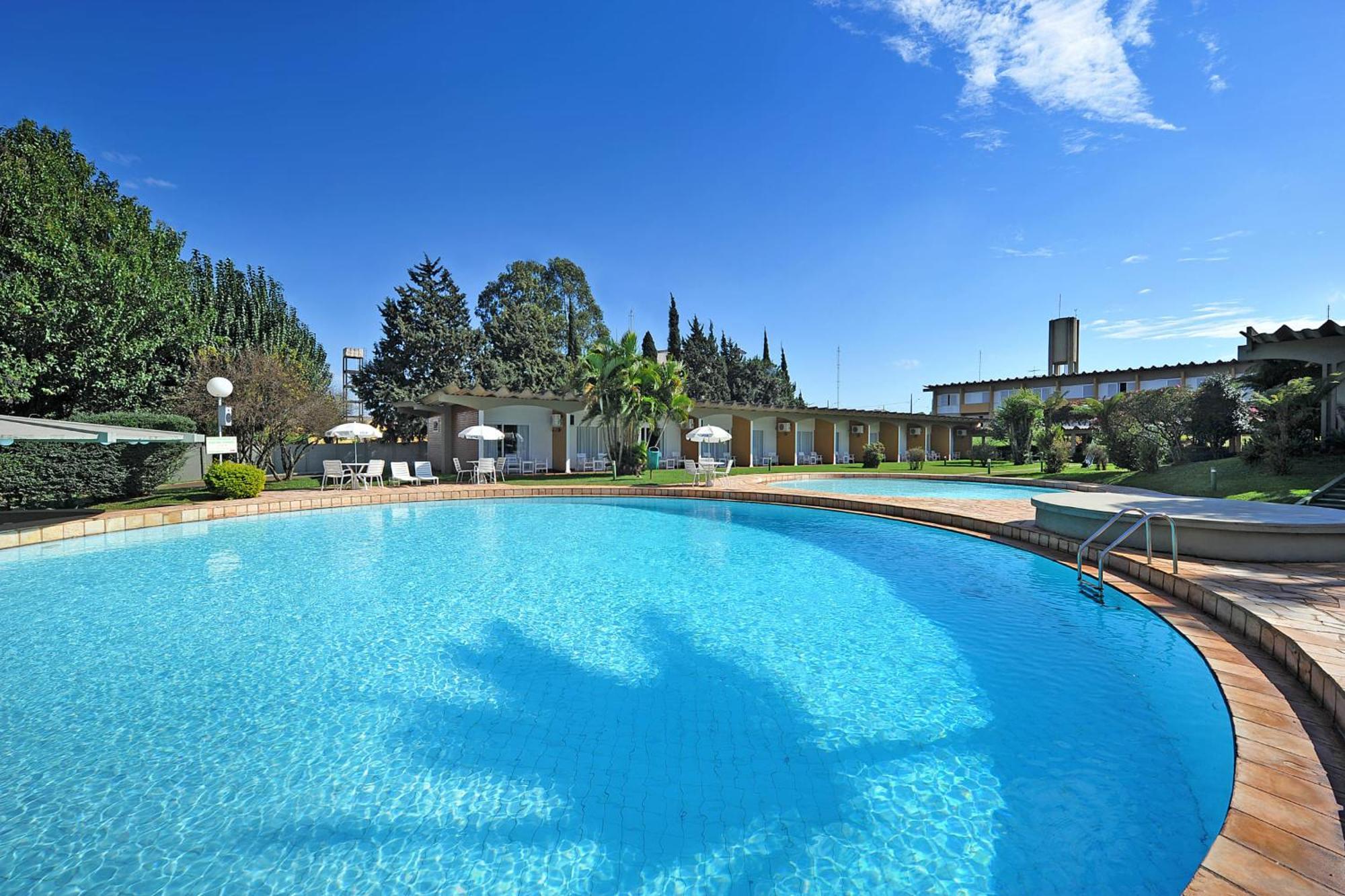 Hotel Deville Express Cascavel Cascavel  Eksteriør bilde
